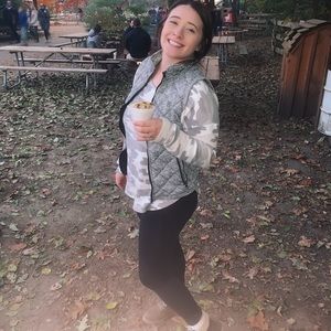 Meet your Posher, Angelique